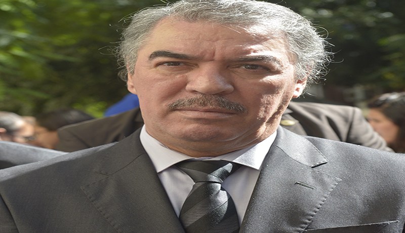 حجار يضع الشخص المناسب في المكان المناسب