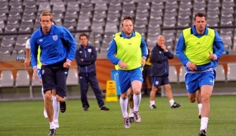 مونديال 2010: الصحف الانجليزية تهاجم الاداء الانكليزي “البائس” وتنتقد روني