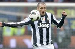 جوفنتوس يفقد خدمات مدافعه كيليني في النهائي أمام برشلونة