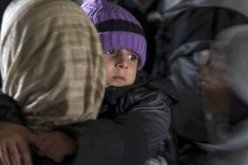 اليونان تؤجل نقل اللاجئين إلى تركيا