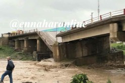 الطوفان يبتلع “القناطر” ويغرق مستشفيات ومدارس!