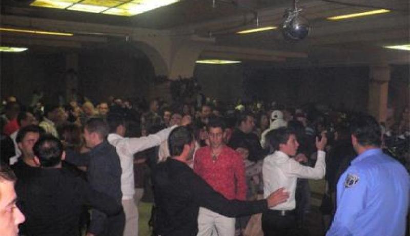عندما تنهار القيم على طاولات الفسق و الرشق والعشق و تشوه صورة الجزائر في الكباريهات