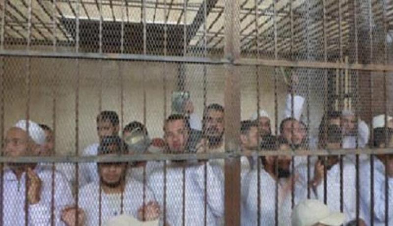 محكمة مصرية تعاقب 25 شخصا بعشر سنوات سجن في قضية عنف