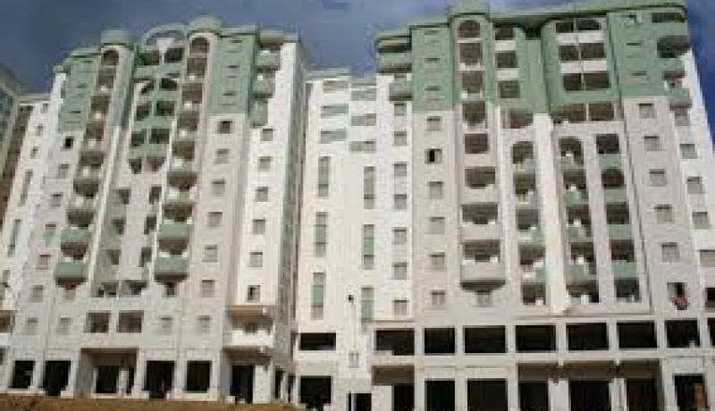 الشروع بعنابة في ترحيل 1000 عائلة من بيوت قصديرية إلى سكنات جديدة