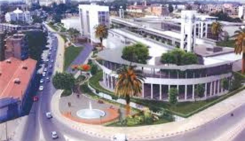 سلال يعد بإنشاء كلية للطب في بشار