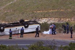 30 قتيلا في حادث إنقلاب حافلة بتايوان