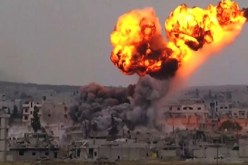 مقتل 30 مدني في غارات على دير الزور في سوريا