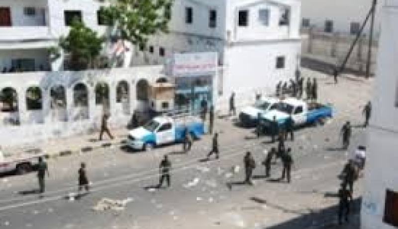 مسلحون مجهولون يهاجمون مركزا للشرطة جنوب اليمن