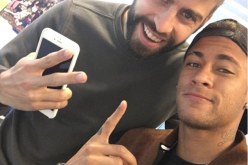 “بيكيه”: “نيمار أخبرنا بالرحيل في زفاف ميسي”