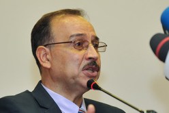 بطاقات الدفع الإلكتروني تخرج سايح عن صمته