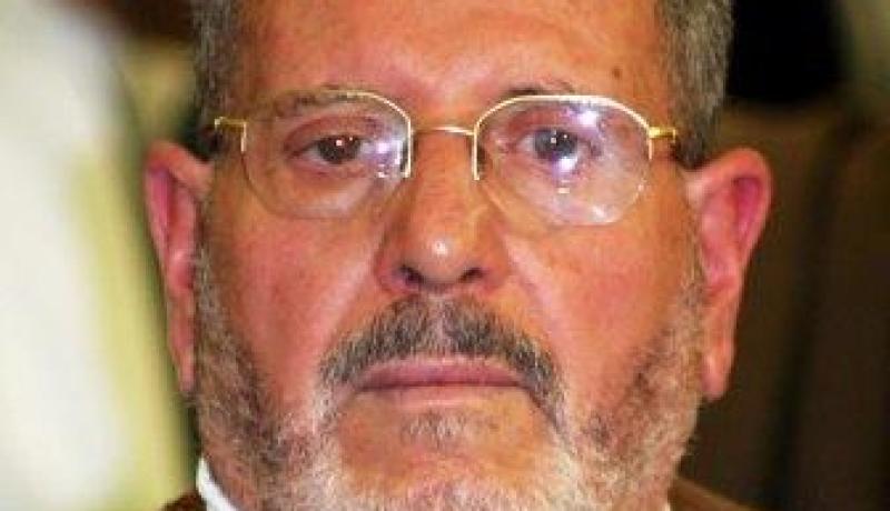 إمام مسجد لا يعرف سورة الفاتحة