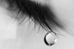 أحتاج إلى الحب … من ينقذني؟