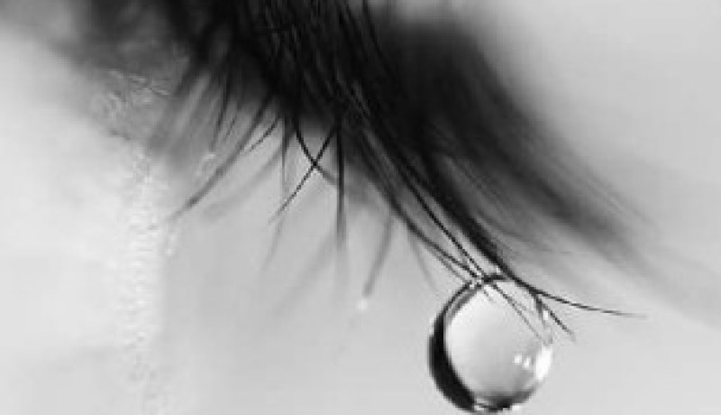 أحتاج إلى الحب … من ينقذني؟