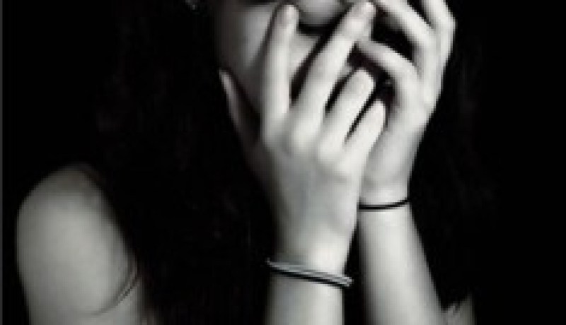 أخت طليقي تطلق عليّ الاشاعات…هل أمنعه من رؤية إبنه؟