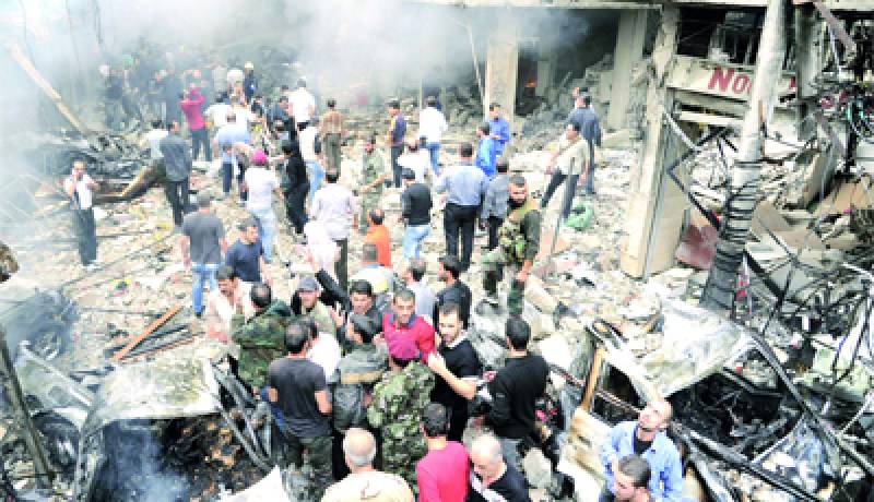 مقتل شخص على الأقل في انفجار عبوة ناسفة أمام مركز الهلال الأحمر بدمشق