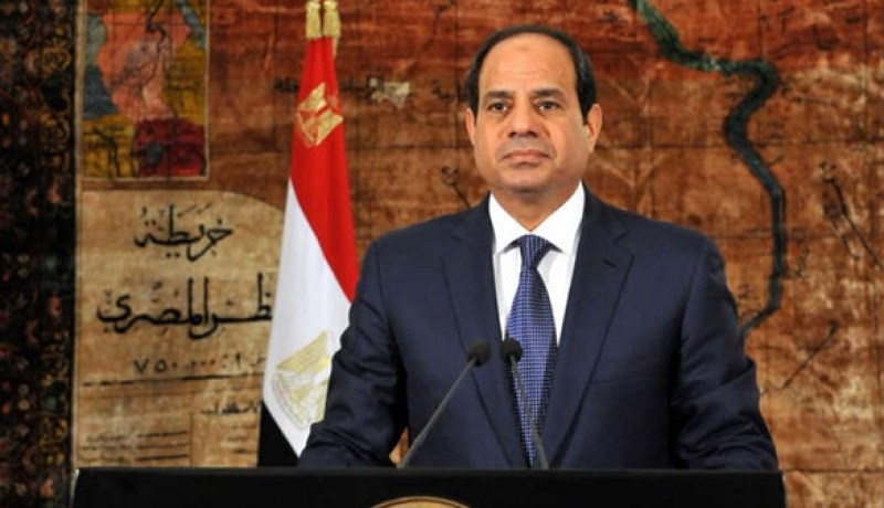 الحكومة الجديدة تؤدي اليمين الدستورية أمام الرئيس المصري عبد الفتاح السيسي