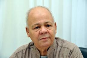 بلعياط: الإجتماع جاء لتقييم حملة جمع التوقيعات وإعطاء إشارة انطلاق الحملة الإنتخابية لبوتفليقة