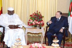 بوتفليقة يستقبل موديبو كيتا الممثل السامي للرئيس مالي