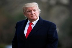 المحكمة العليا الأمريكية تسمح بتنفيذ مرسوم ترامب