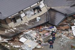 إيران تعلن الحداد على أرواح ضحايا الزلزال