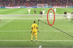 شاهد .. حينما يضيع كريستيانو رونالدو ركلة جزاء ويكسر هاتف مشجع