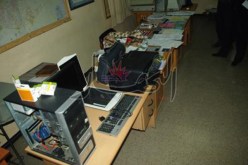 حجز أجهزة إلكترونية مزودة بنظام لاستعمال الصدمات كهربائية بميناء عنابة