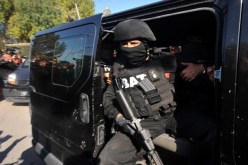 الكشف عن خلية تقوم بدعم وإسناد المجموعات الإرهابية في تونس