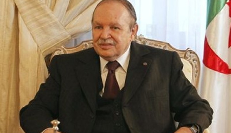 التلفزيون العمومي بث مشاهد الرئيس و هو يتحدث لأول مرة مند مرضه