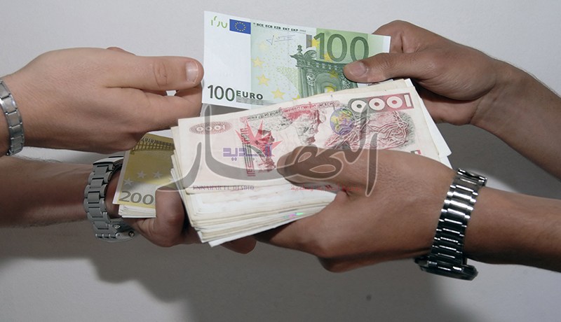 مداهمة مفاجئة لسوق السكوار من طرف الأمن