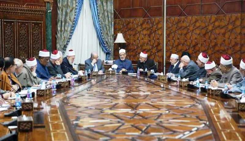 هيئة كبار العلماء بالأزهر تطالب دول العالم بمنع التدخل الأجنبي في ليبيا