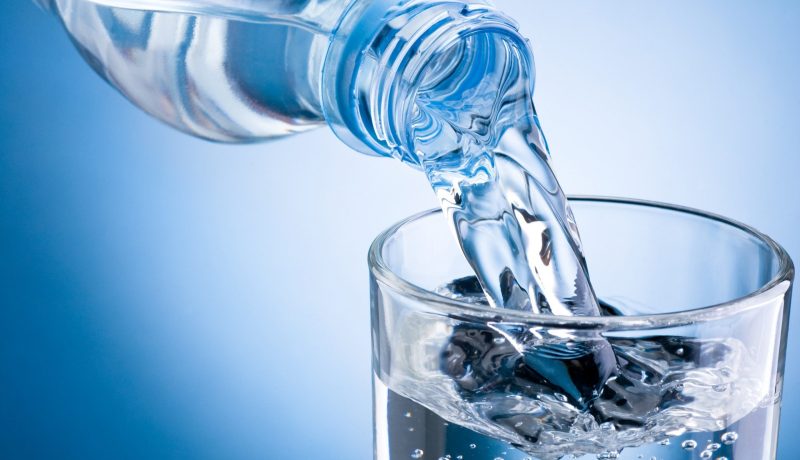8 أكواب من الماء يوميا تعالج التوتر