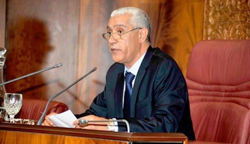 العنصر يٌطعن من الخلف بعد التحاق الأحرار بالطالبي