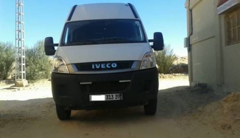 مصنع السيارات النفعية للعلامة الإيطالية إيفيكو بالبويرة سيدخل مرحلة الإنتاج نهاية 2016