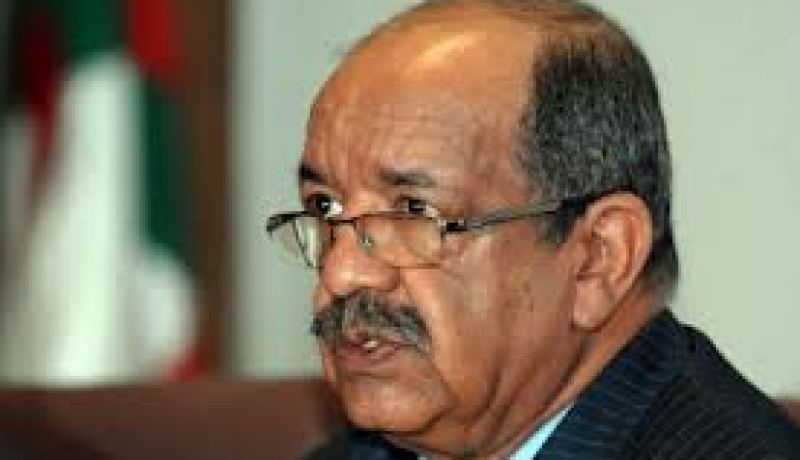 مساهل يمثل الرئيس بوتفليقة في احتفالات الاتحاد بين تانجانيكا و زنزيبار