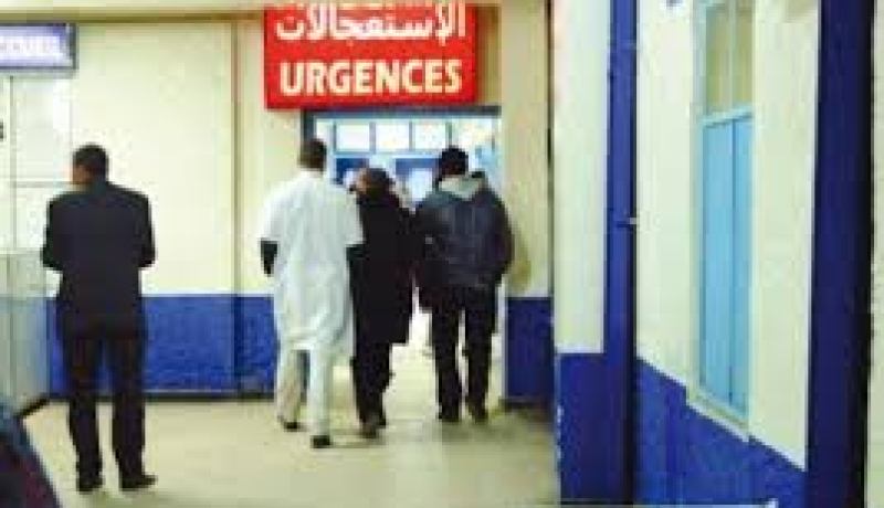 عمال مستشفى دلس يحتجون للتنديد بحالة اللاأمن السائدة بالمستشفى