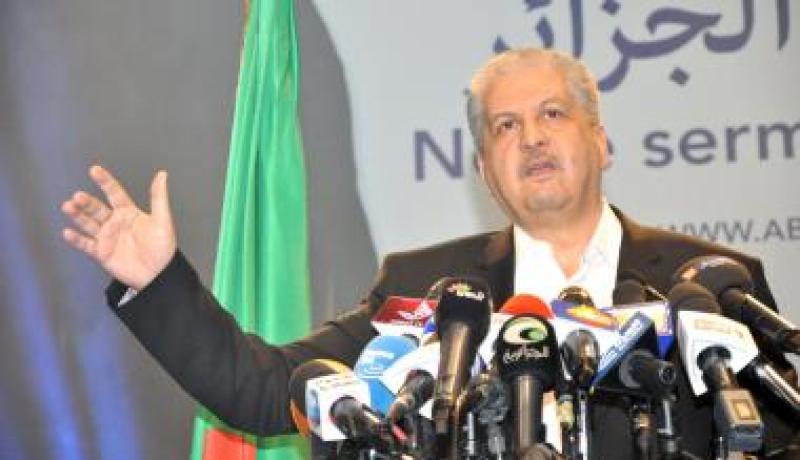 سلال يؤكد أن بوتفليقة سيواصل مسار تطوير اللغة الأمازيغية