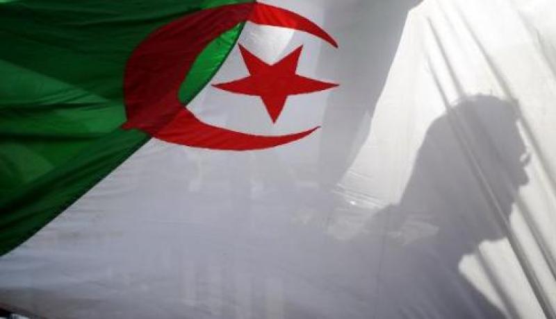 بعد الحروب التي تشهدها المنطقة ضد المسلمين الجزائر تقرر إجلاء رعاياها من افريقيا الوسطى