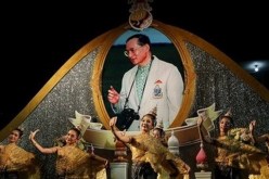 السجن 32 عاما لشخص ضغط لايك في فيسبوك على صورة ملك تايلاند