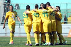 شبيبة القبائل تحسم الداربى القبائلي وتبتعد عن منطقة الخطر