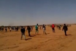 بالفيديو اشتباكات بين محتجين وقوات الدرك في عين صالح