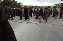 مواطنون يغلقون طريق وطني يربط بين باتنة وسطيف