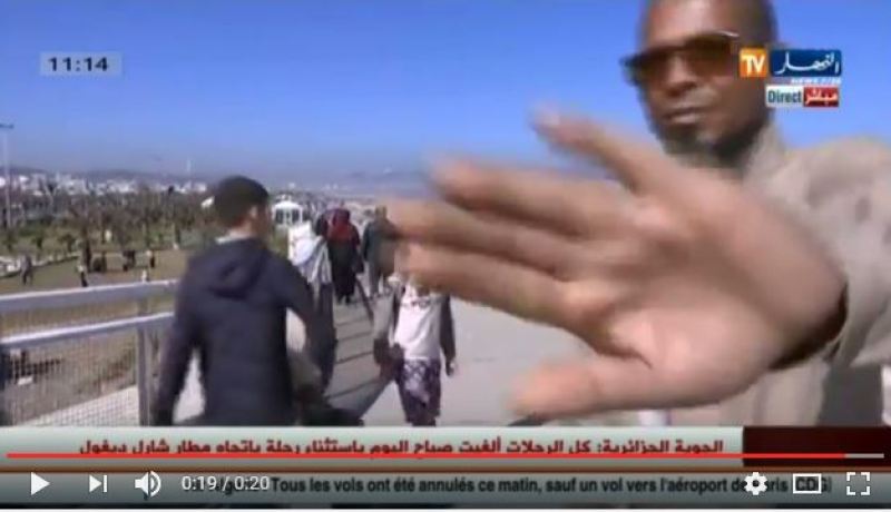 فيديو.. عون أمن يعرقل عمل صحفية النهار بمنتزه الصابلات ويقطع البث بيده