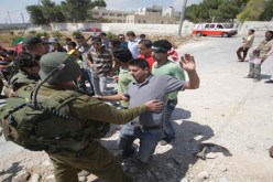 قوات الاحتلال الإسرائيلي تقمع مسيرة المعصرة الأسبوعية