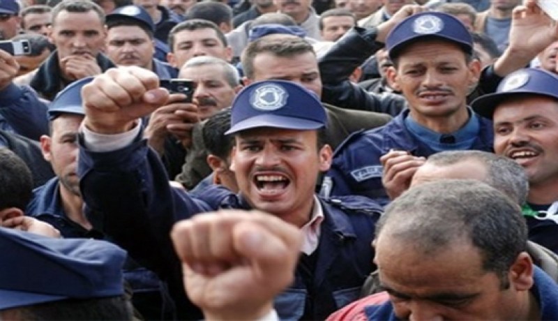 متقاعدو الحرس البلدي بتلمسان يهددون بالاعتصام أمام مقر الولاية