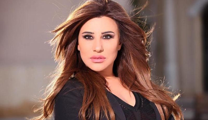صور.. نجوى كرم تصدم جمهورها بعد عملية تجميل