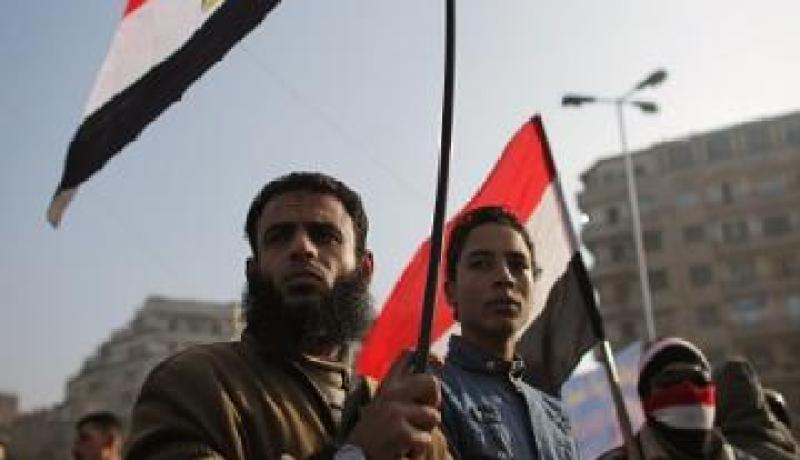 الإسلاميون يدعون إلى إنقاذ الثورة في مصر
