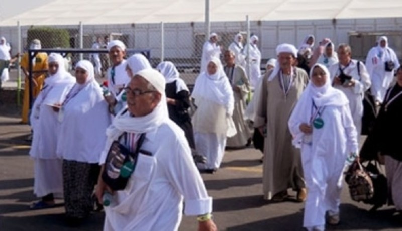 مخاوف كبيرة من فيروس كورونا بعد عودة المعتمرين الجزائريين إلى أرض الوطن