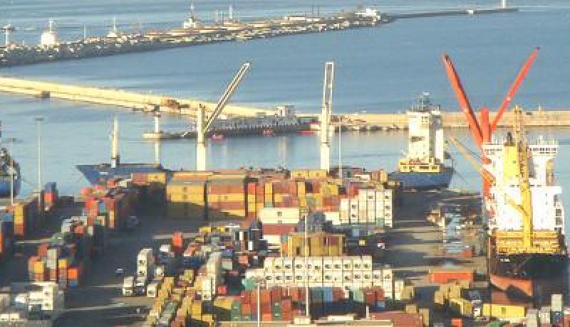 حوالي 6.5 مليون دولار من الصادرات خارج المحروقات انطلاقا من ميناء وهران