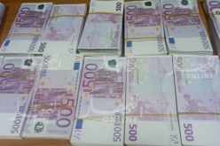 إحباط محاولة تهريب 9200 أورو إلى اسطنبول عبر مطار قسنطينة