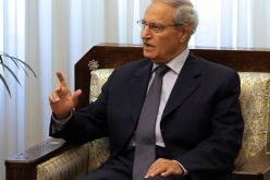 فاروق الشرع: لا أحد قادر على حل النزاع السوري عسكريا
